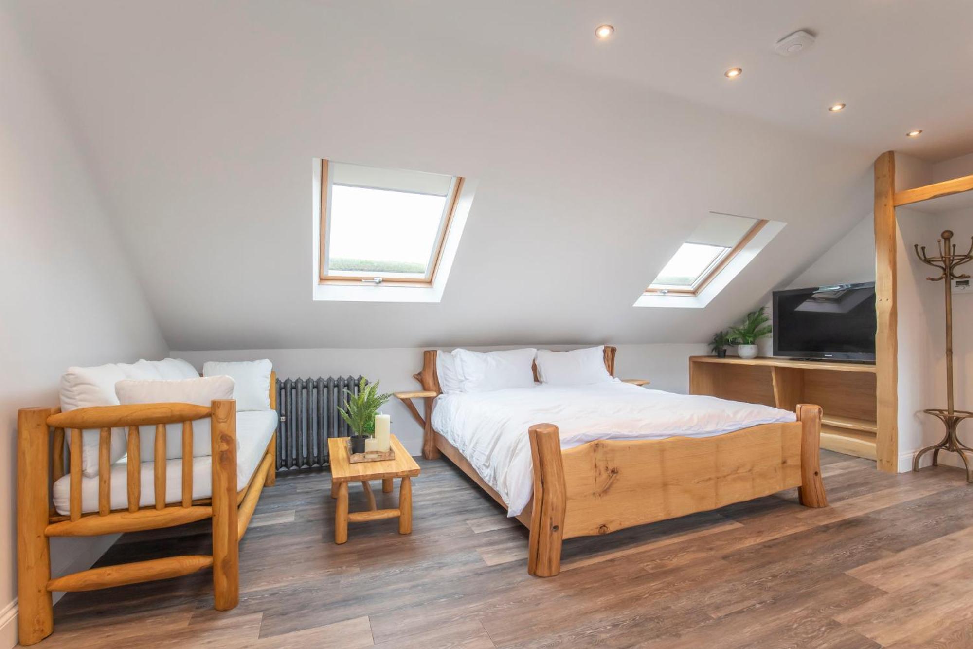 Stable Lodge - Boutique Bed & Breakfast Shurdington Extérieur photo