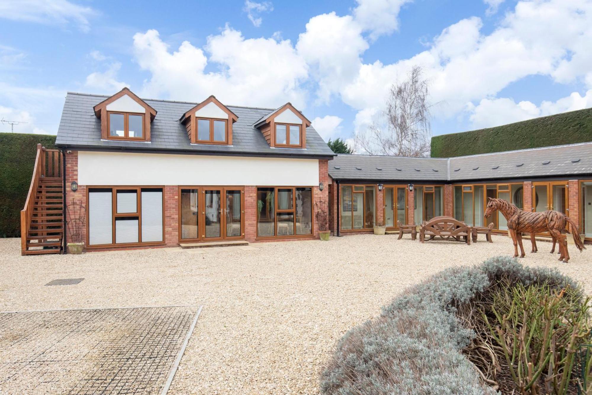 Stable Lodge - Boutique Bed & Breakfast Shurdington Extérieur photo