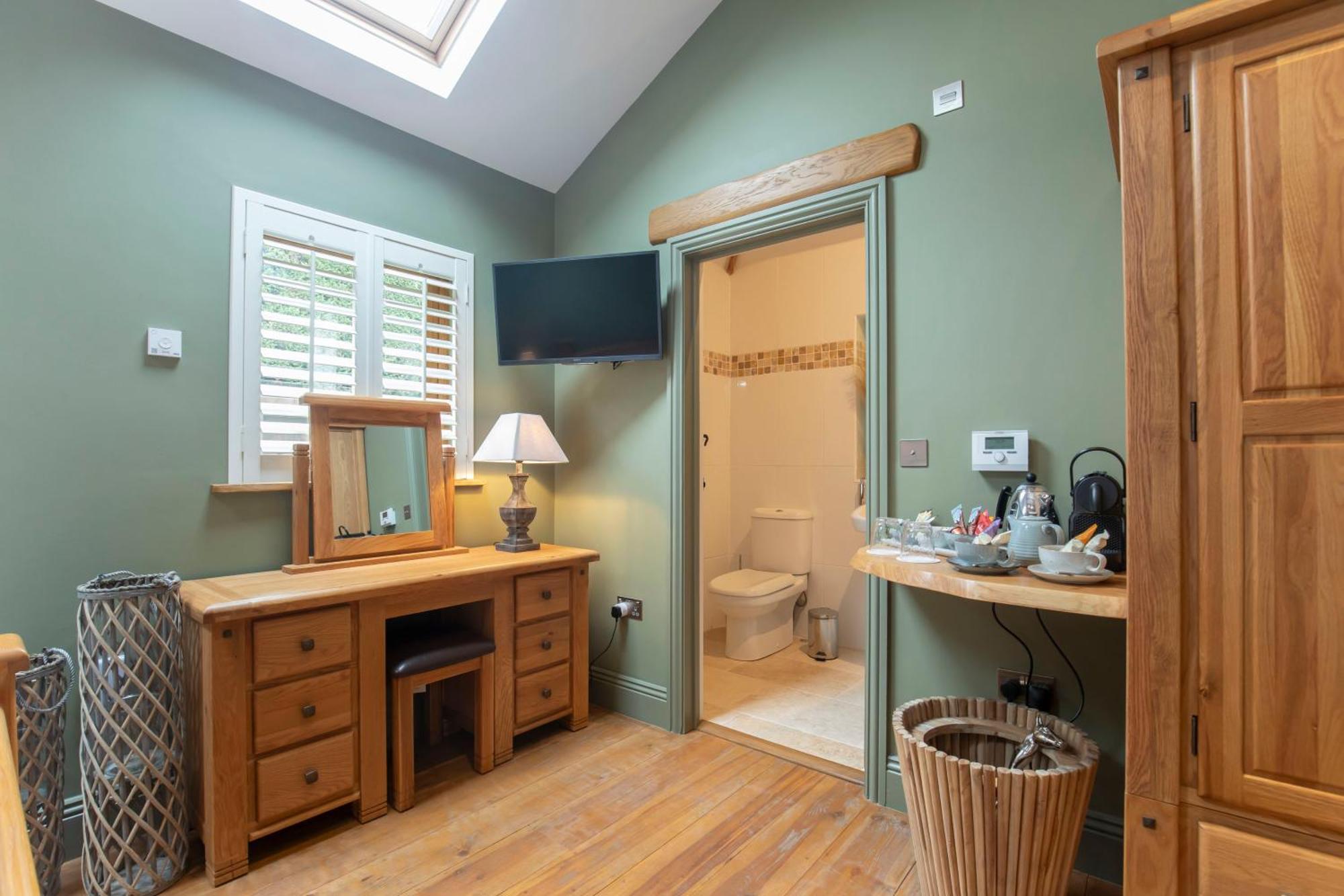 Stable Lodge - Boutique Bed & Breakfast Shurdington Extérieur photo