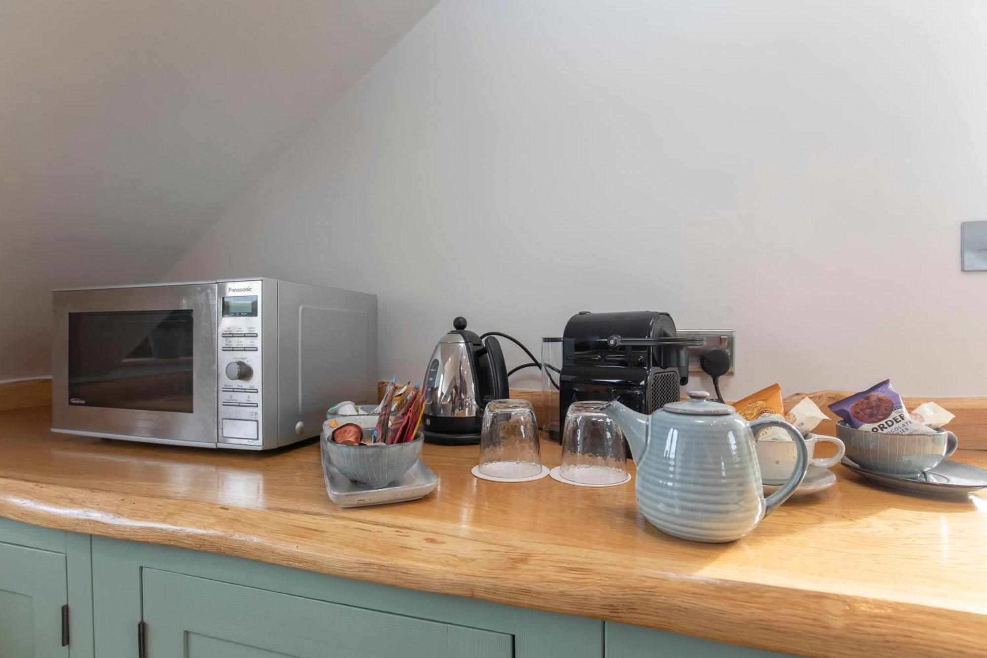 Stable Lodge - Boutique Bed & Breakfast Shurdington Extérieur photo